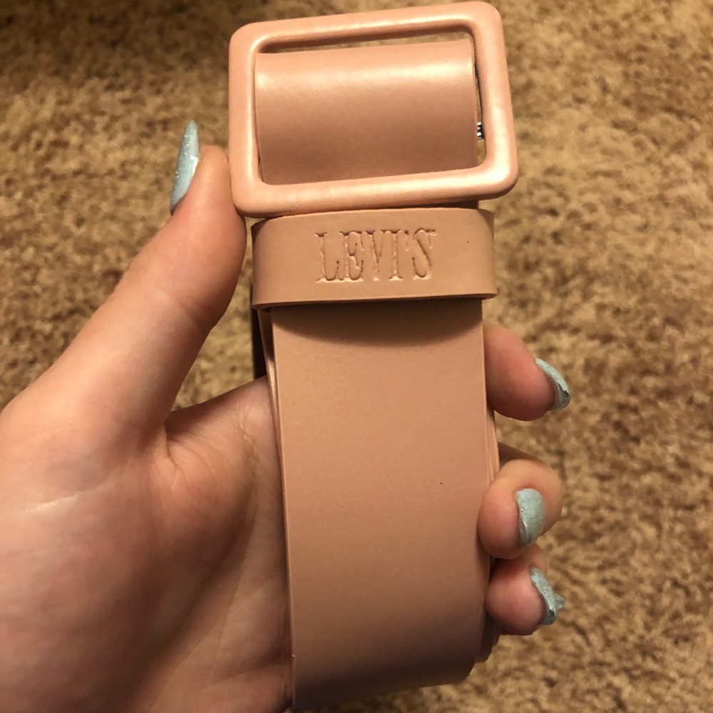 Levi’s belt